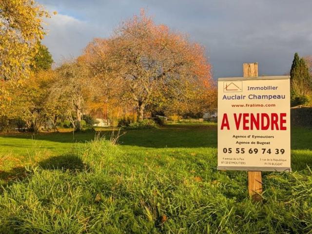 Terrain vente à Châteauneuf-la-Forêt, Haute-Vienne