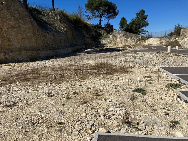 Terrain vente à Châteaurenard, Bouches-du-Rhône