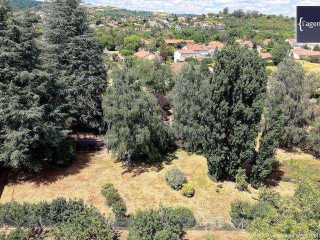 Terrain vente à Châtel-Guyon, Puy-de-Dôme