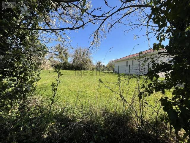Terrain vente à Le Bourg, Châtillon-la-Palud