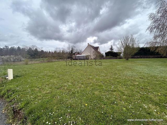 Terrain vente à Les Landes, Connerré