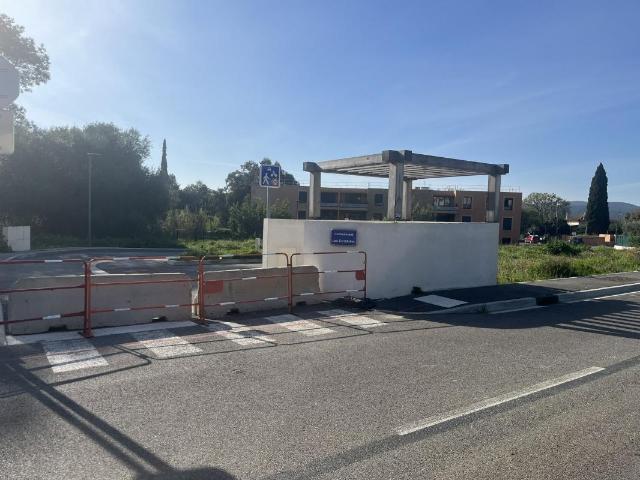 Terrain vente à Arrondissement de Toulon, Bormes-les-mimosas