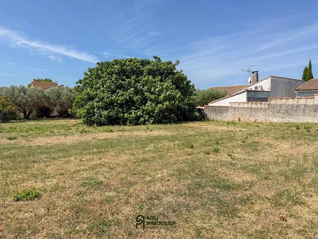 Terrain vente à Nîmes, Beaucaire