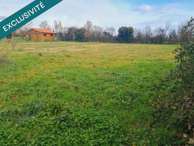 Terrain vente à Fontenay-le-Comte, Saint-etienne-de-brillouet