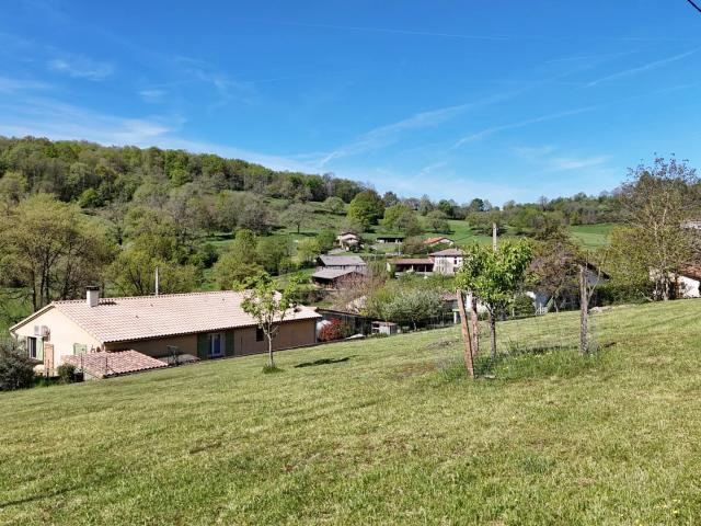 Terrain vente à Saint-Girons, Montjoie-en-couserans