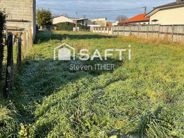 Terrain vente à Lesparre-Médoc, Castelnau-de-médoc