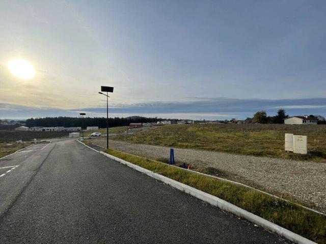 Terrain vente à Bon-encontre
