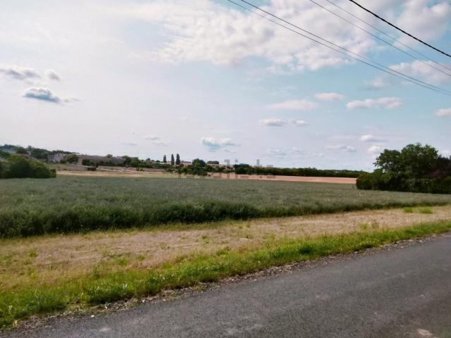 Terrain vente à Zone industrielle les portes du Valois, Crépy-en-Valois
