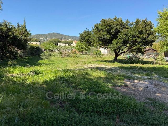 Terrain vente à Arrondissement de Toulon, Bormes-les-mimosas