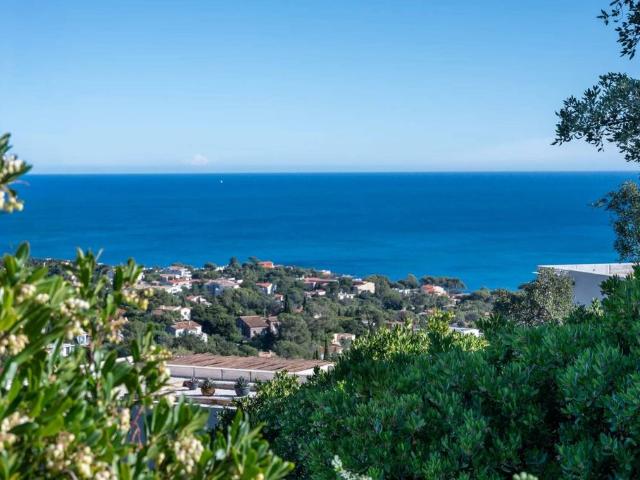 Terrain vente à Arrondissement de Draguignan, Roquebrune-sur-argens