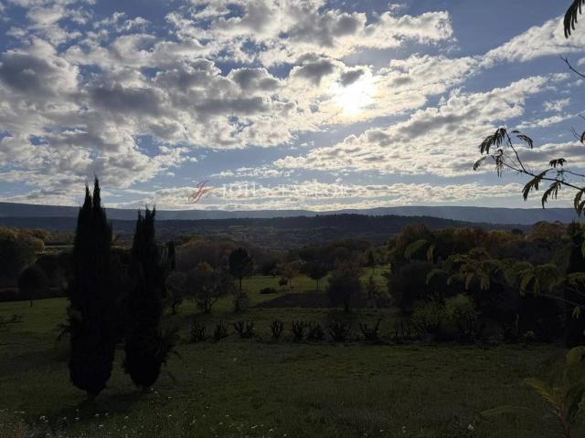 Terrain vente à Apt, Goult