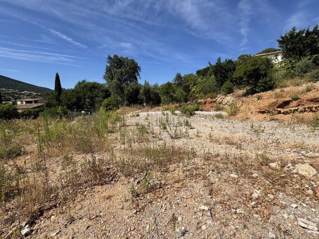 Terrain vente à Arrondissement de Draguignan, Sainte-maxime