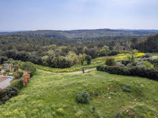 Terrain vente à Grasse, Roquefort-les-pins