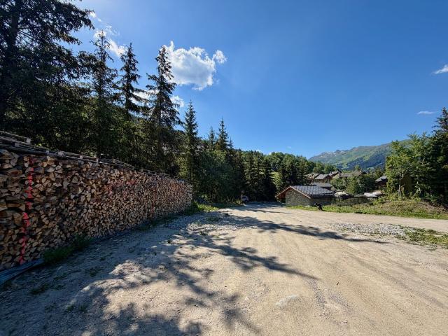 Terrain vente à Albertville, Les Allues