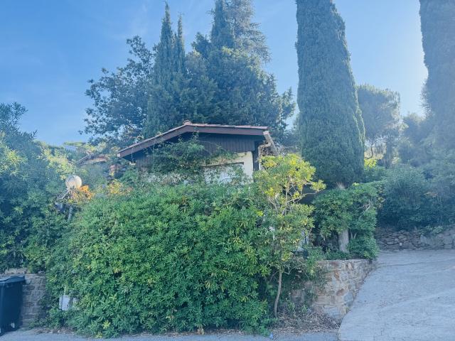Terrain vente à Arrondissement de Toulon, Bormes-les-mimosas