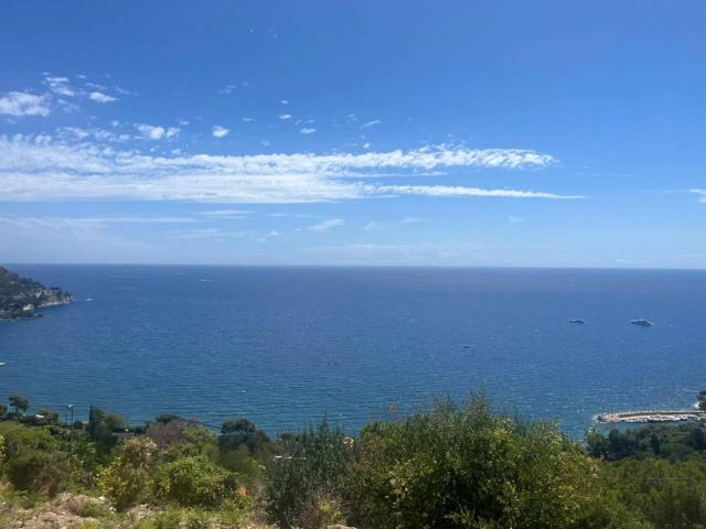 Terrain vente à France métropolitaine, Èze