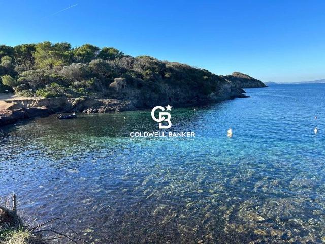 Terrain vente à Arrondissement de Toulon, Hyères