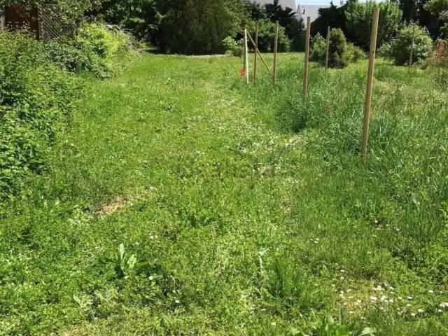 Terrain vente à Esvres-sur-Indre, Esvres