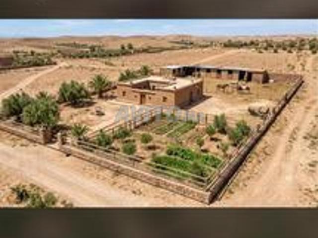 Propriété vente à Ouarzazate ورزازات, Province d'Ouarzazate ⵜⴰⵙⴳⴰ ⵏ ⵡⴰⵔⵣⴰⵣⴰⵜ إقليم ورززات