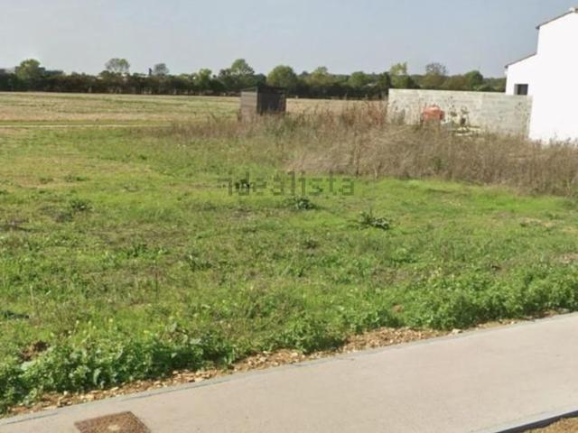 Terrain vente à Zone Commerciale de l'Aunis, Ferrières
