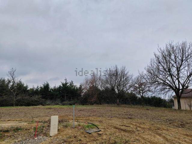 Terrain vente à Granges-les-Beaumont, Drôme