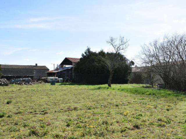 Terrain vente à La Crèche, Deux-Sèvres