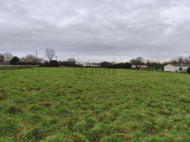 Terrain vente à Moulin des Rousseaux, La Ronde
