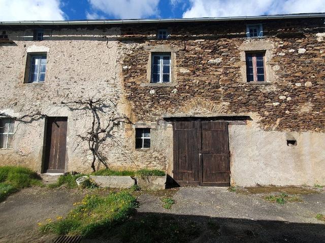 Terrain vente à La Salvetat-Peyralès, Aveyron
