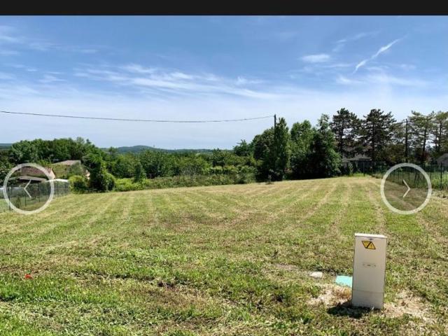 Terrain vente à La Sauvetat-sur-Lède, Lot-et-Garonne