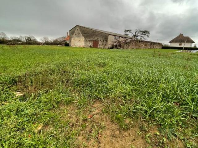 Terrain vente à Louhans-Châteaurenaud, L'abergement-sainte-colombe