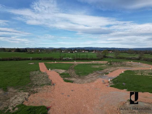 Terrain vente à Les Plaines, Le Coteau