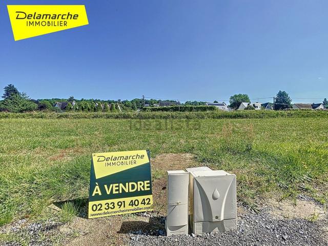 Terrain vente à Saint-Martin-des-Champs, Le Val-Saint-Père