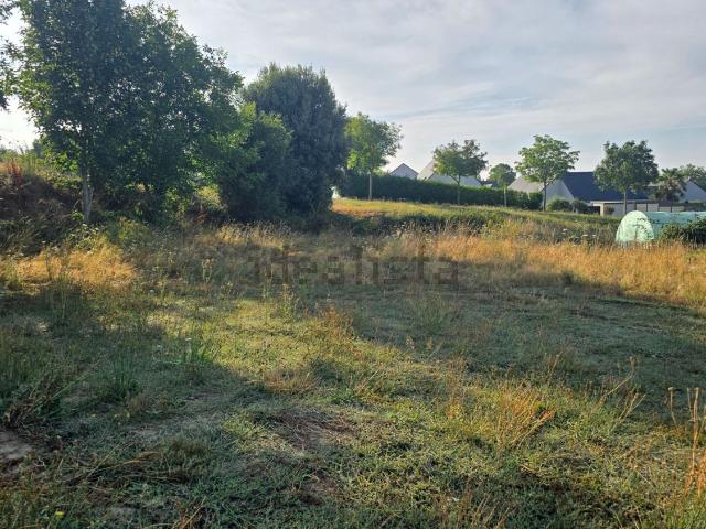 Terrain vente à Saint-Martin-des-Champs, Le Val-Saint-Père