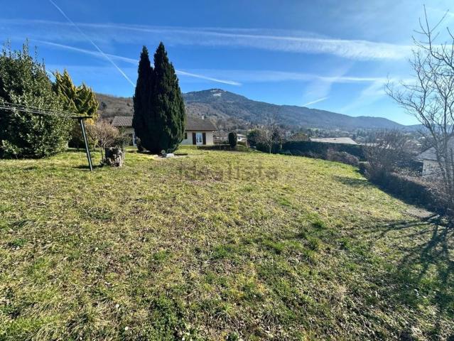Terrain vente à Quartier Guyon, Machilly