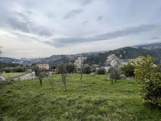 Terrain vente à Saint-André-de-la-Roche, Alpes-Maritimes