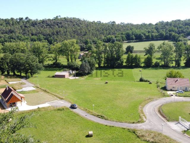 Terrain vente à Payrignac, Lot