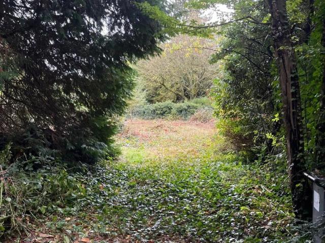 Terrain vente à Sarcelles, Domont