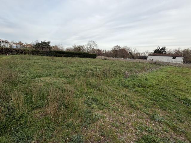 Terrain vente à Poncins, Loire