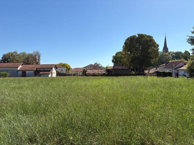 Terrain vente à Pontonx-sur-l'Adour, Landes