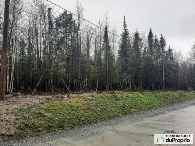 Land for sale in Magog
