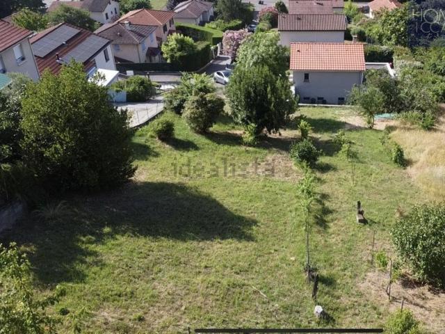 Terrain vente à Rillieux Village, Rillieux-la-Pape