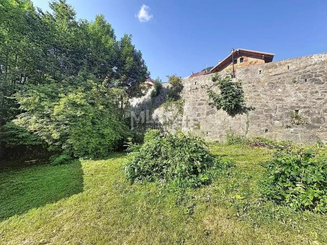 Terrain vente à Saint-Étienne-de-Tinée, Alpes-Maritimes