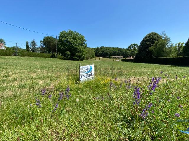 Terrain vente à Le Caneau, Saint-Front-la-Rivière