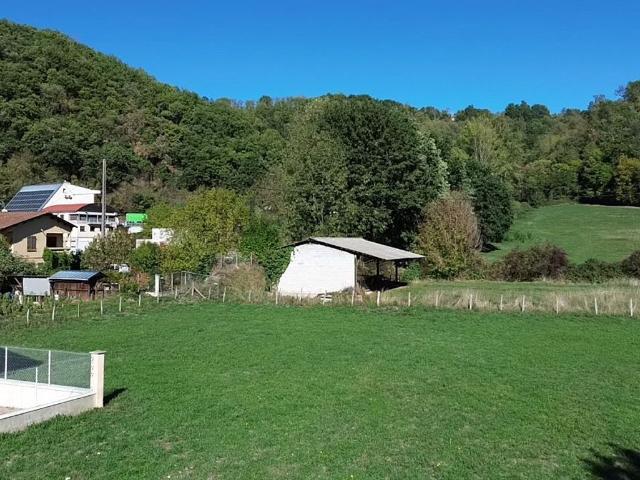Terrain vente à Aunac, Saint-Girons