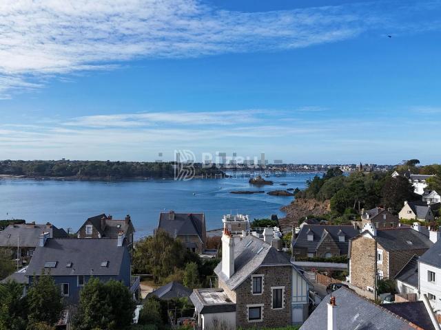 Terrain vente à Le Rosais, Saint-Malo