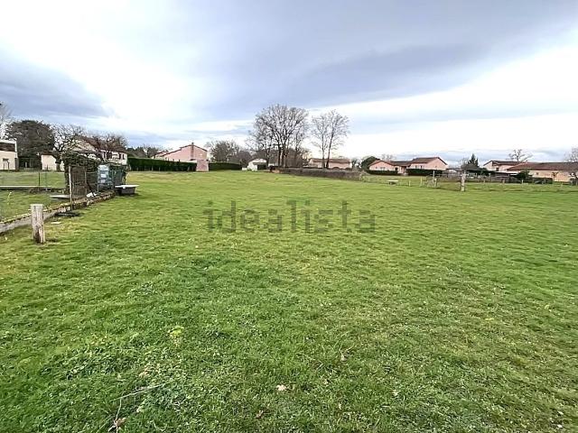 Terrain vente à Saint-Romain-la-Motte, Loire