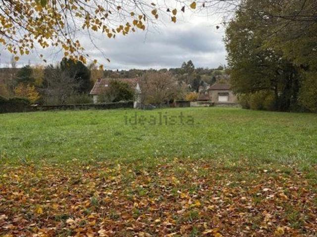 Terrain vente à Les Châtaignolles, Saint-Victurnien