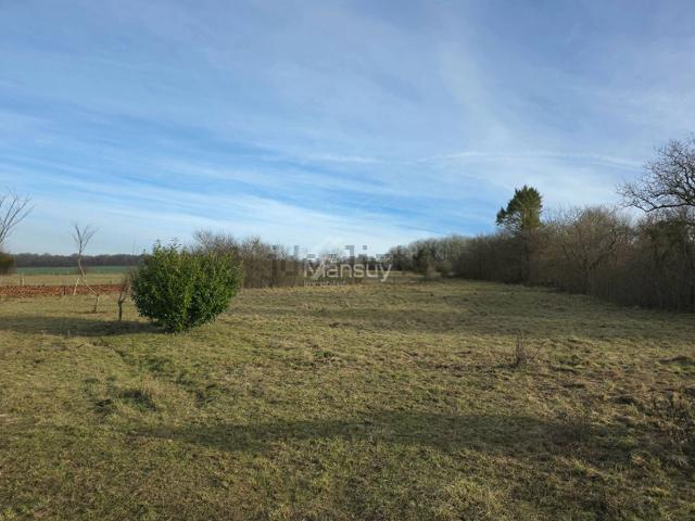 Terrain vente à Senoncourt-les-Maujouy, Meuse