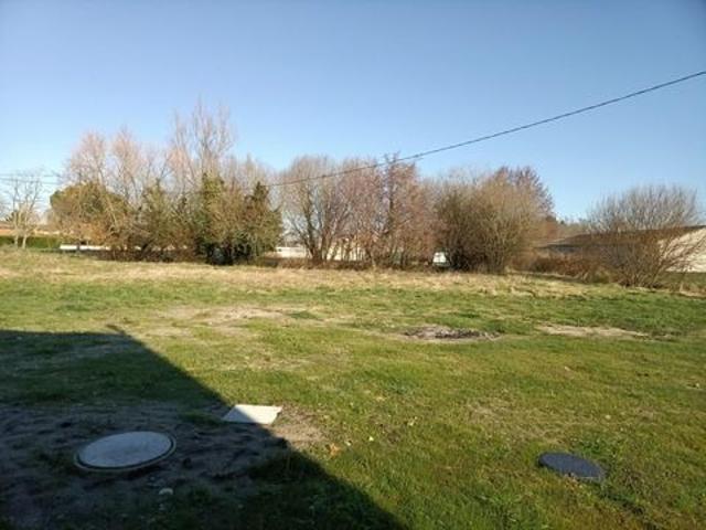 Terrain vente à France métropolitaine, Etauliers