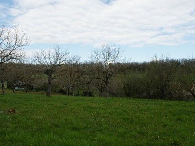 Terrain vente à Terrasson-Lavilledieu, Dordogne